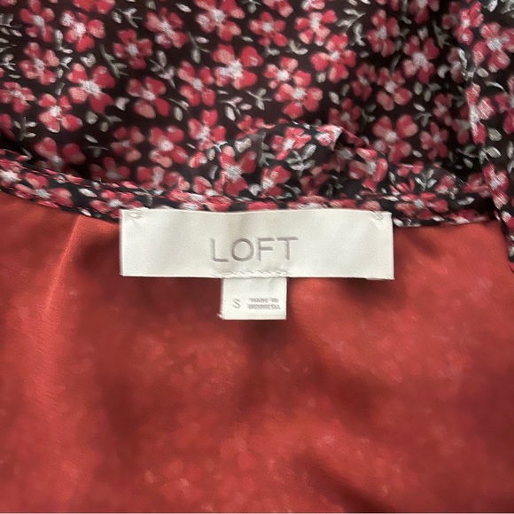 Loft Floral Ruffle Blouse, Dark Permisson, Sz S - Picture 14 of 15